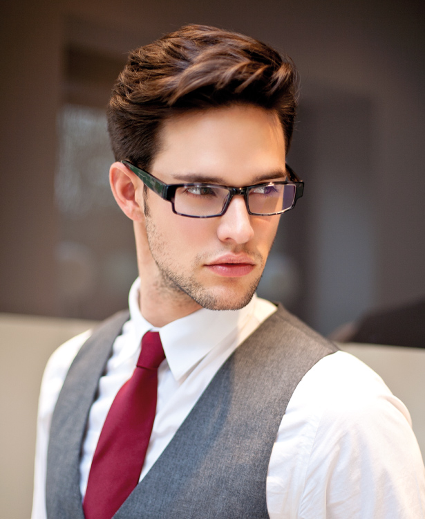 Best Hairstyles for Men with Glasses