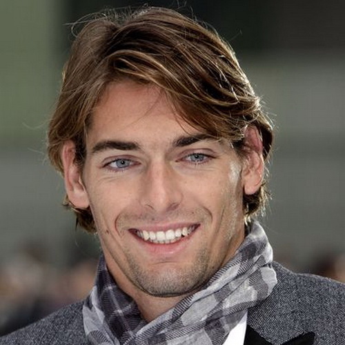 Medium Hairstyles for Men with Thin Hair