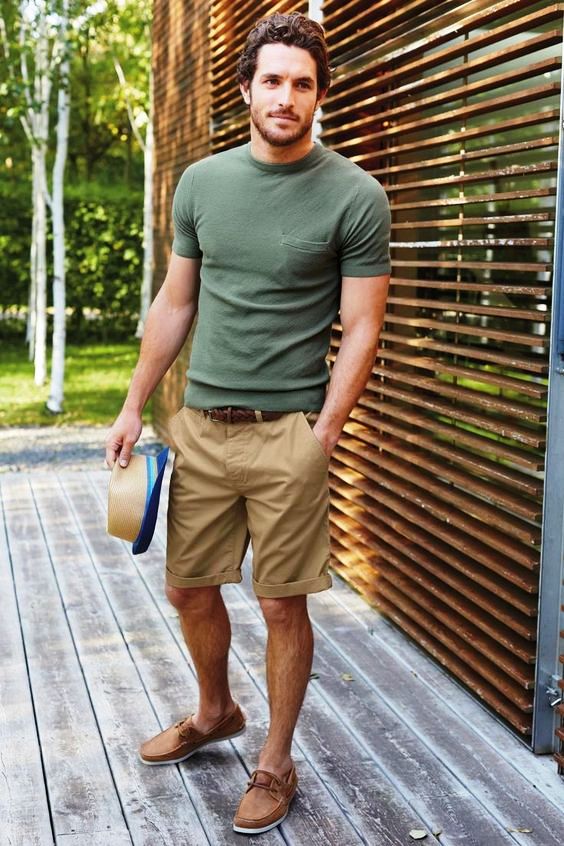 Men's Olive Crew-neck T-shirt, Tan Shorts, Tan Leather Boat Shoes, Tan Straw Hat