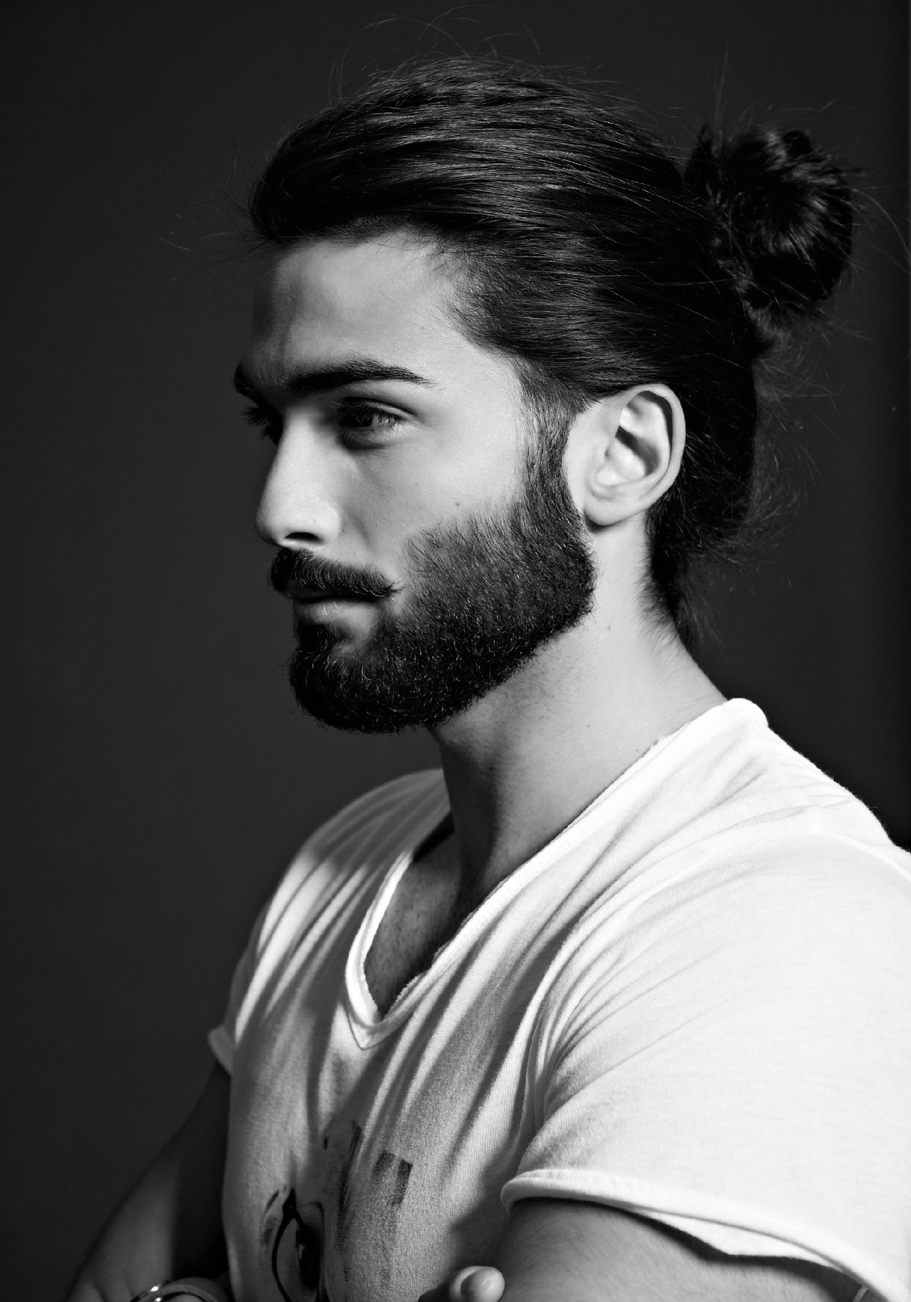 Sexy Top Knot Hairstyles for Men