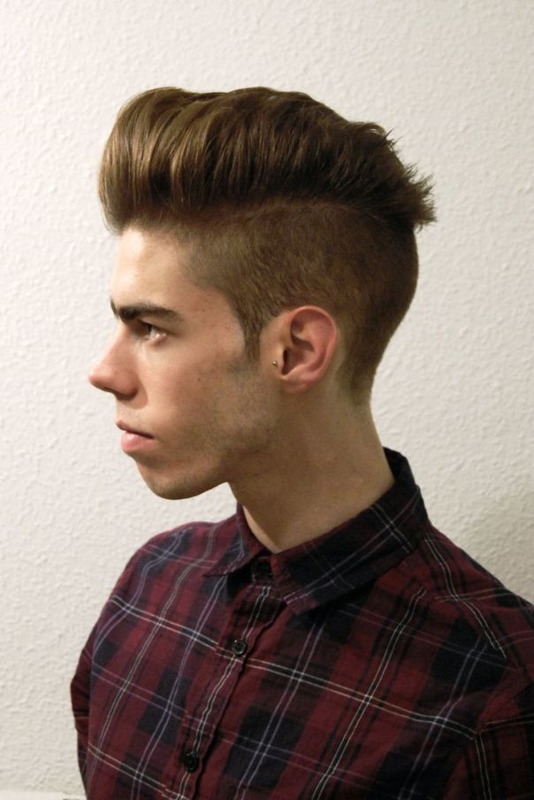 Taper Haircut Pictures for Men...