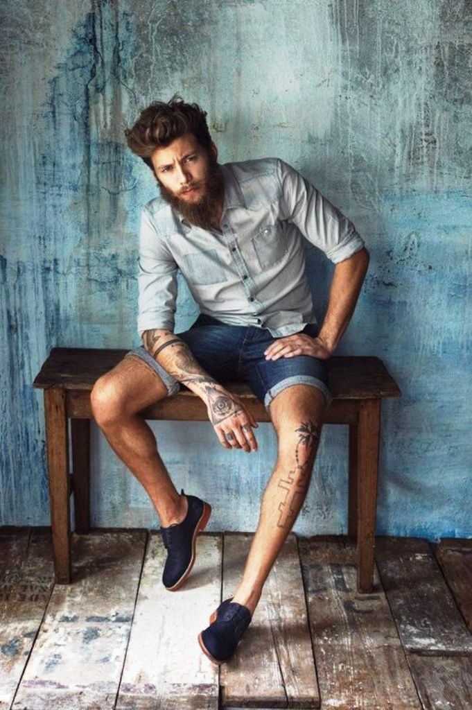 funky look in shorts mens fashion