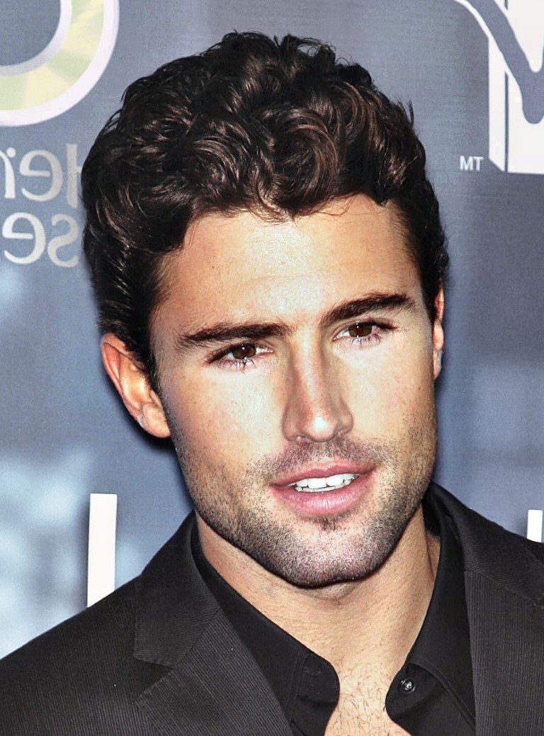 new hairstyles for men with curly hair