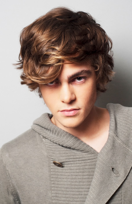  wavy hairstyles for men pixie cuts