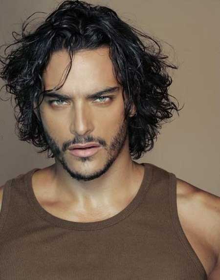  long hairstyles for men with curly hair