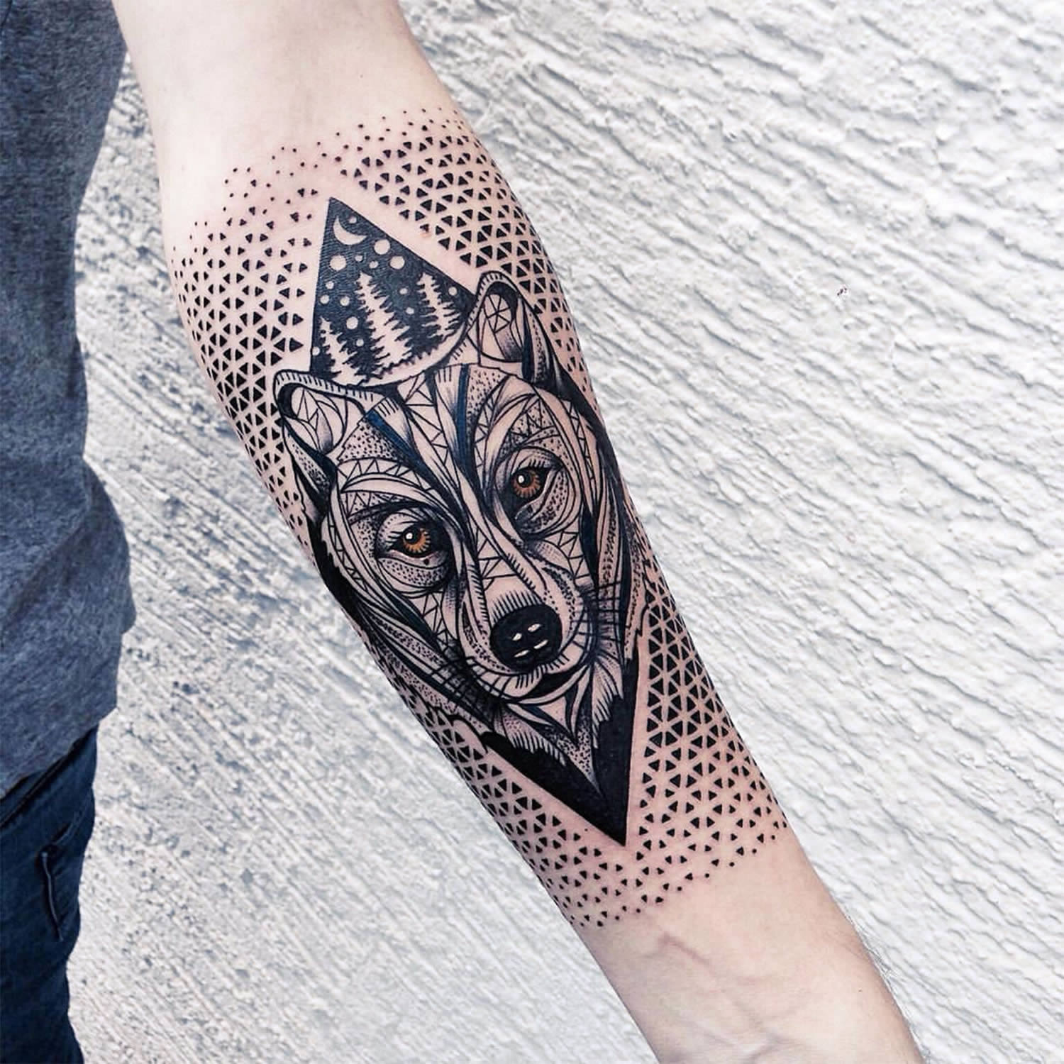  geometric tattoo bear