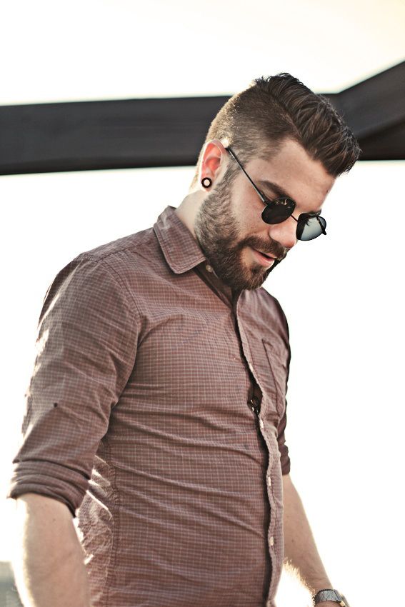  short hairstyles for men with beards