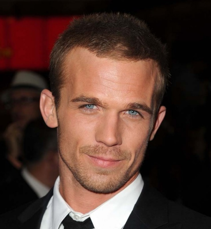  hairstyles for men with receding hairline style