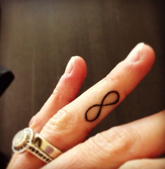  infinity tattoo finger