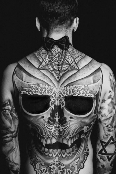  skull back tattoos