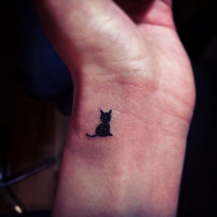  tiny cat tattoo