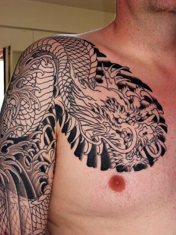 dragon tattoo shoulder