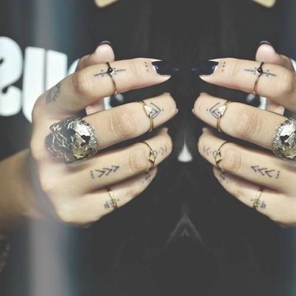  tribal finger tattoos