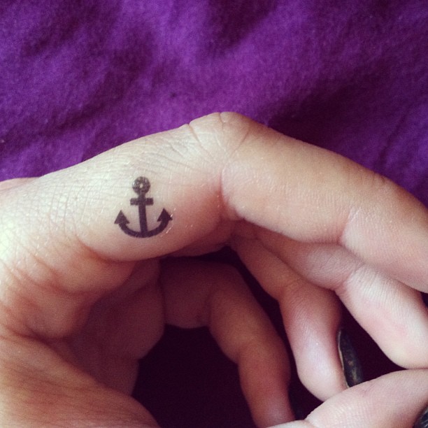 anchor tattoos finger