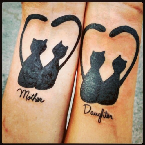  wrist mother daughter tattoos
