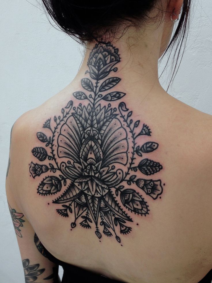 floral neck tattoos
