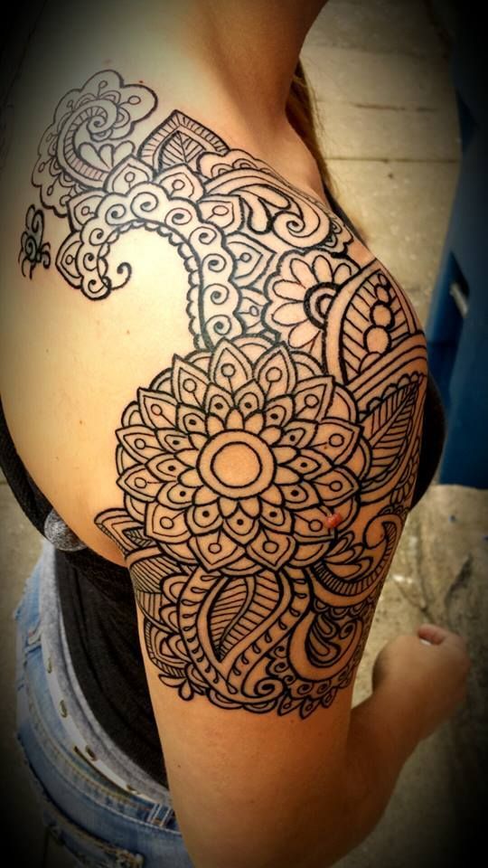  henna tattoo shoulder