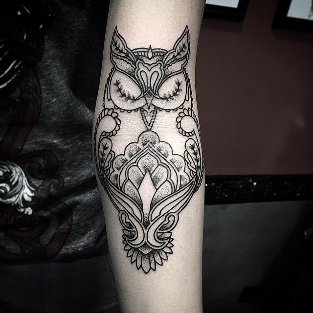 owl tattoo dotwork