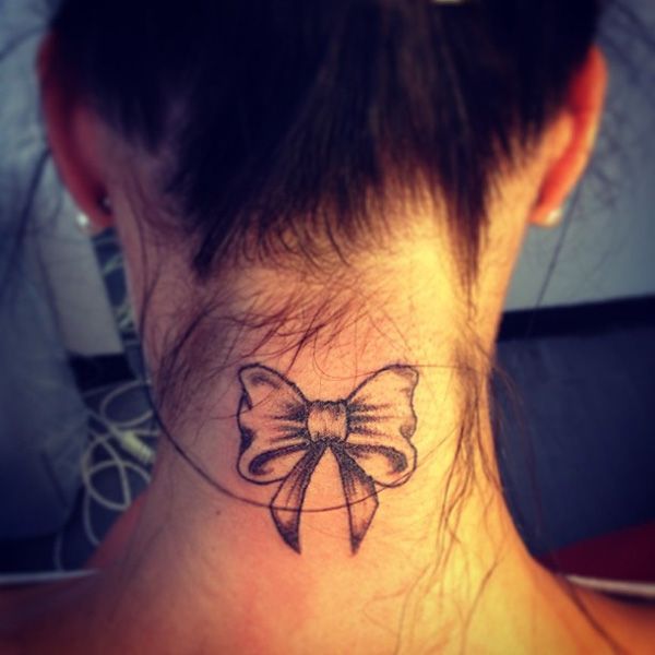  bow neck tattoos