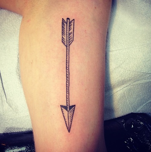  tribal arrow tattoo