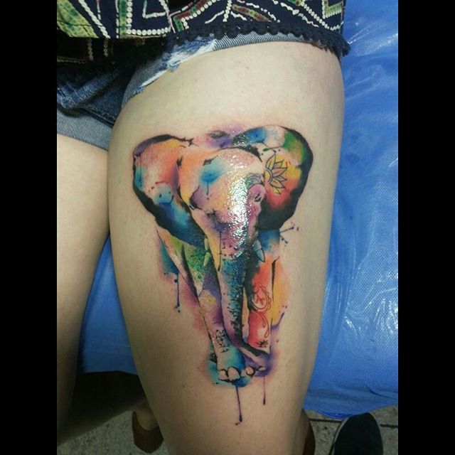  elephant tattoo acuarela