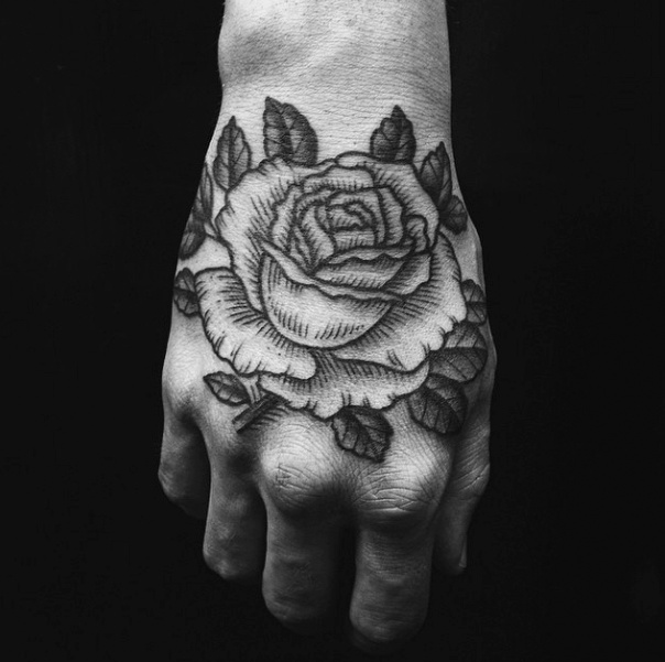  rose tattoo hand