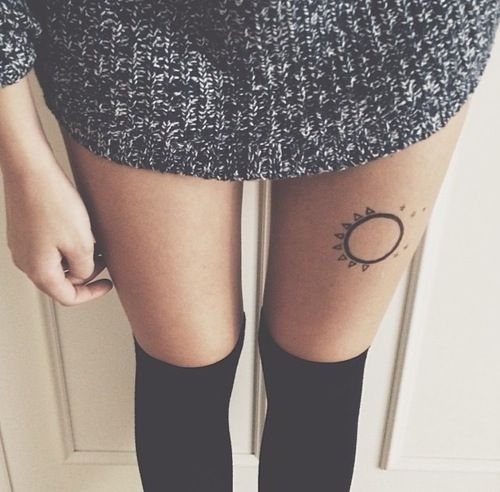  simple thigh tattoos