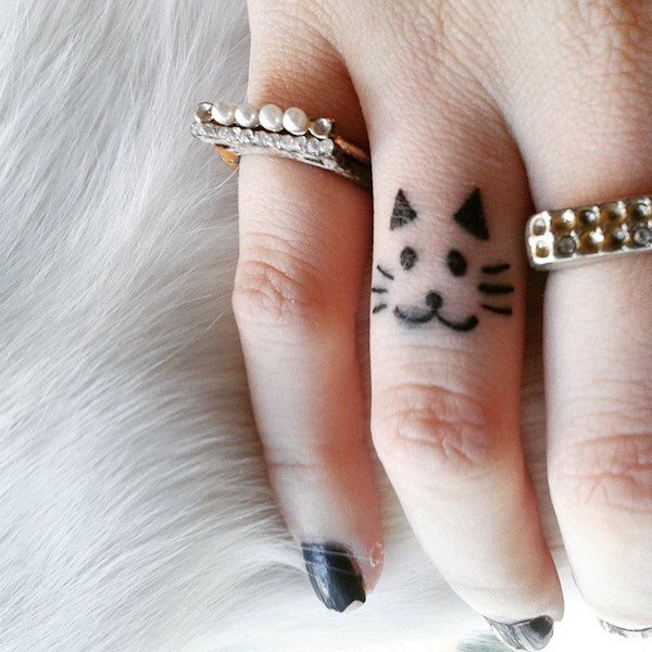  simple finger tattoos