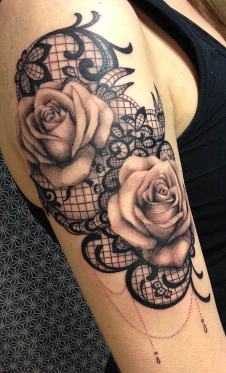 cover up lace tattoo