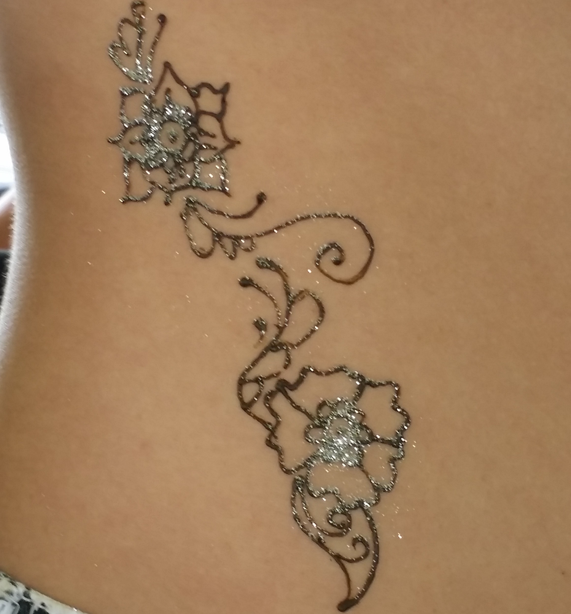  henna tattoo side