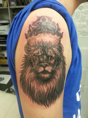  royal lion tattoo