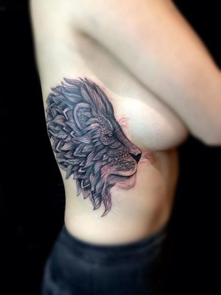  lion tattoo side