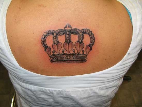  delicate crown tattoos