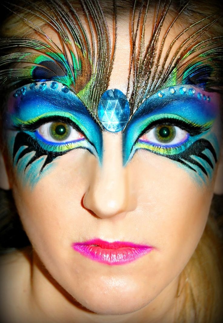 peacock-halloween-makeup